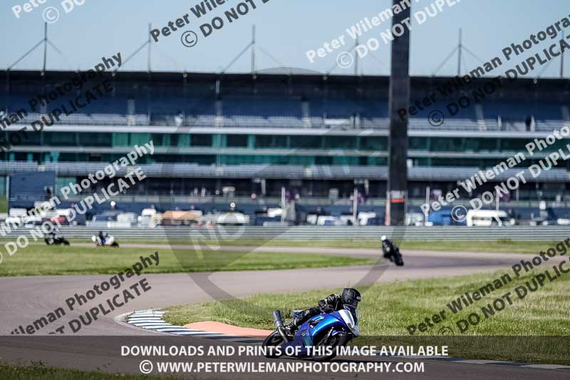 Rockingham no limits trackday;enduro digital images;event digital images;eventdigitalimages;no limits trackdays;peter wileman photography;racing digital images;rockingham raceway northamptonshire;rockingham trackday photographs;trackday digital images;trackday photos